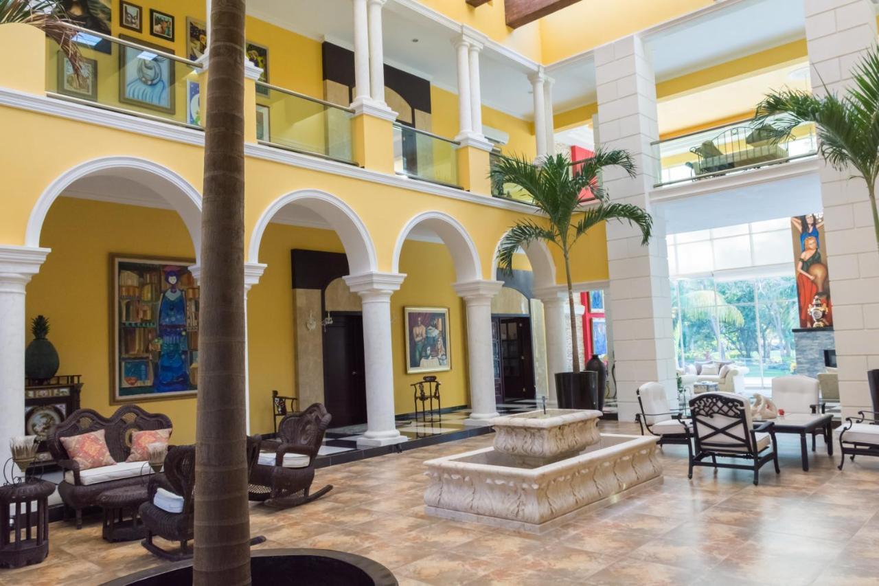 Hotel Boutique Mansion La Ceiba Mérida Esterno foto